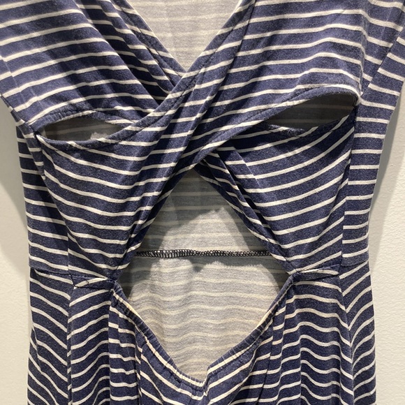 American Eagle cross back dress - Picture 3 of 5